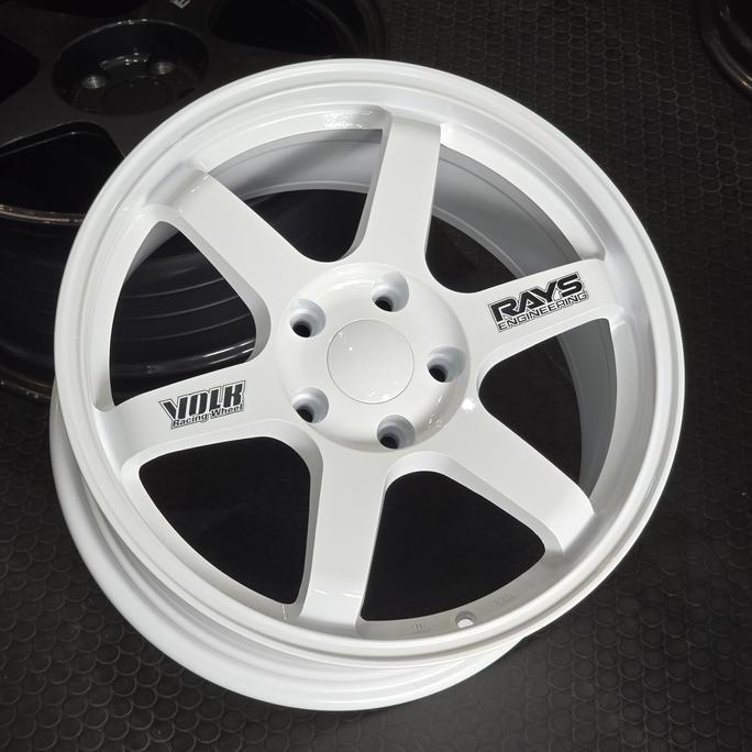 VIRALL VOLK RAYS TE37 R17 WHITE + BAN //