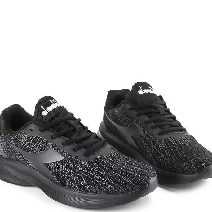 (Good) Sepatu Lari Pria Diadora Kieran Mono Black - DIARW240180M