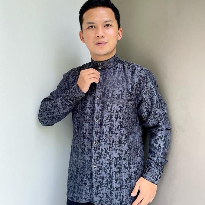 Boyx- Muztasbih Baju Koko Kemko Sultan Embos Jaguard Kemeja Koko Pria Lengan Panjang Burgundy Katun 