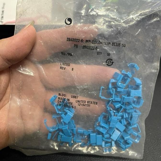 COMMSCOPE CLIP FOR PLUG BOOT 50 PCS BLUE COLOR READY