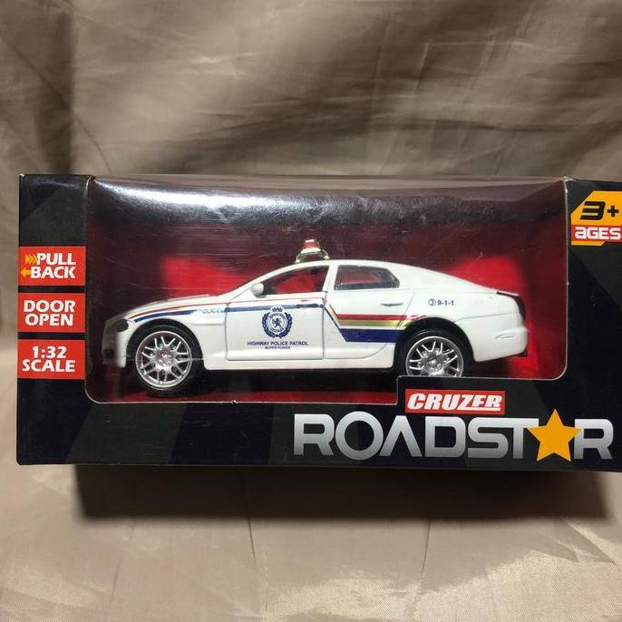 CRUZER ROADSTAR METAL DIECAST 1:32 MDLS27