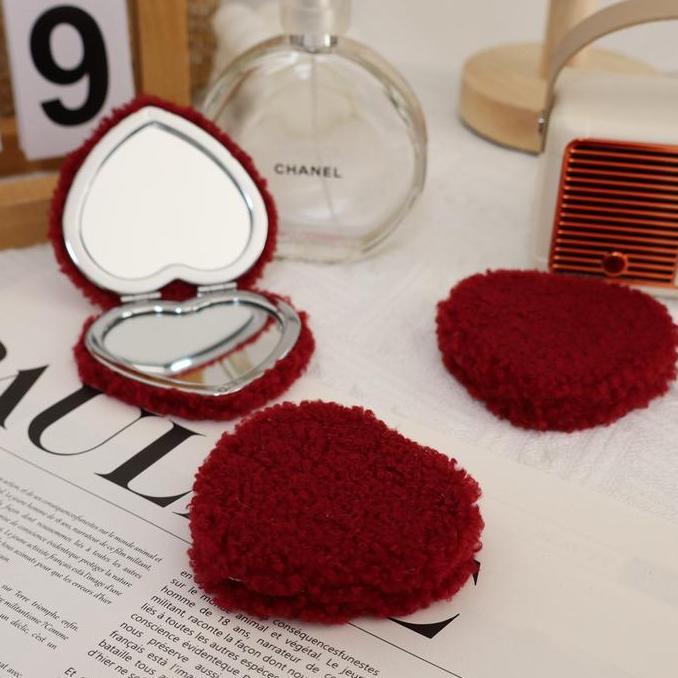 ELSA Cermin Love Merah Bulu Mirror Flip Love Red Kaca Lipat Bludru Custom PT891 Ukuran 8 cm Material