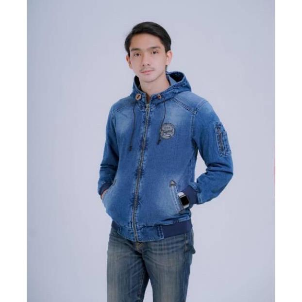 Jaket bomber jeans topi bahan denim pria dan wanita