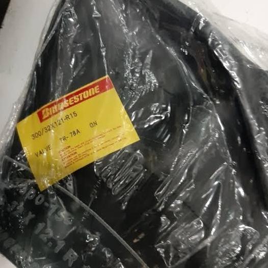 BAN DALAM FORKLIFT BRIDGESTONE 300-15 300/32x121-r15 300x15 BS