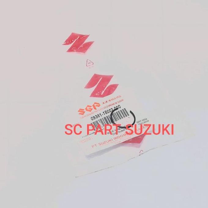 Kancing clip pen piston suzuki Ertiga ori