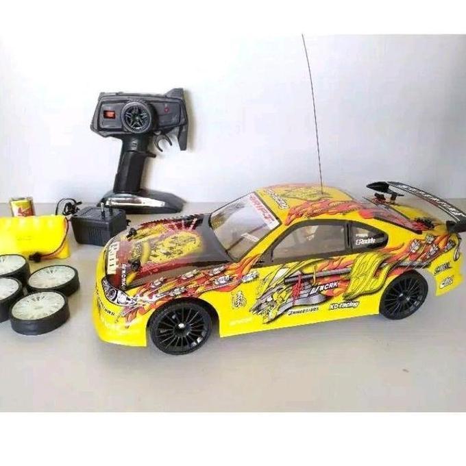 Rc drift 4 Wd skala 1:14 bonus velg dan ban cadangan semi propo Control