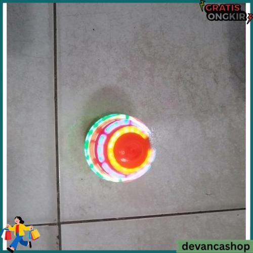 Mainan  Gangsing Bola Football Spinning Ada Lampu Laser Full Musik Piala Dunia Ale Ole Harga Grosir