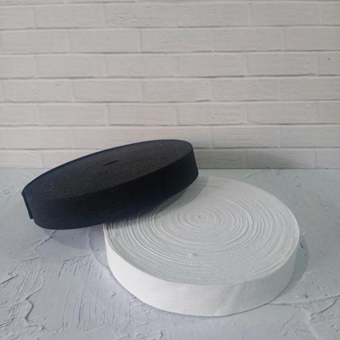 Sora- Karet Elastis Hitam 2.5Cm / 1"