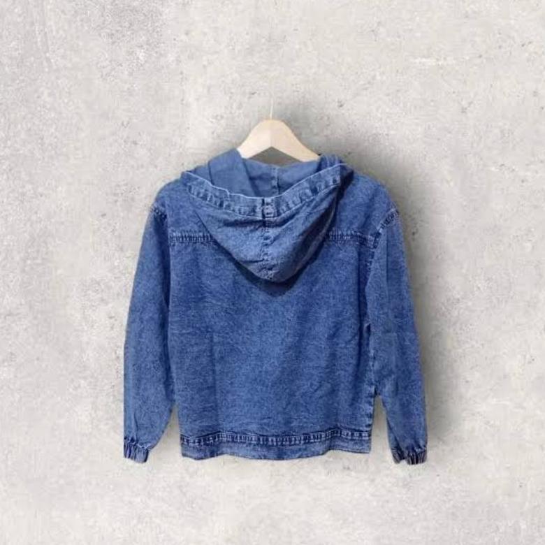 DISKON Jaket jeans Hoodie Kancing Wanita Ld 110cm JAKET JEANS WANITA KEKINIAN