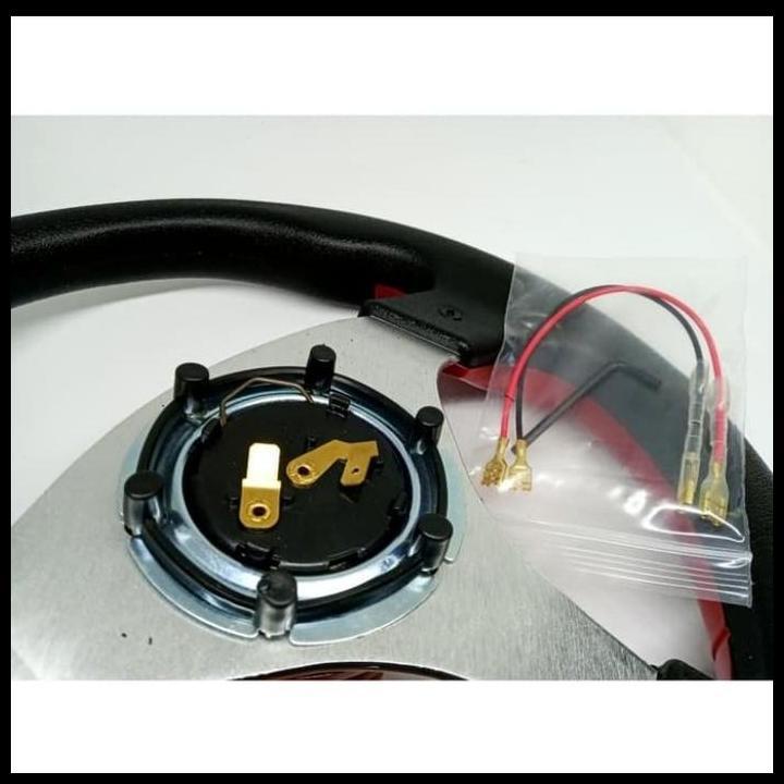 TERLARIS STIR RACING MOMO 14 INCH MOBIL GRAND MAX/LUXIO 