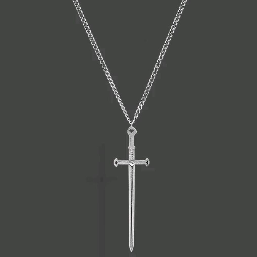 Super Deal Kalung Titanium Pria Wanita Liontin Pedang Anti Karat