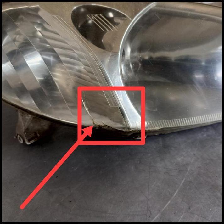 TERLARIS HEADLAMP LAMPU DEPAN VIOS GEN1 2003-2005 KANAN ORIGINAL SEKEN 