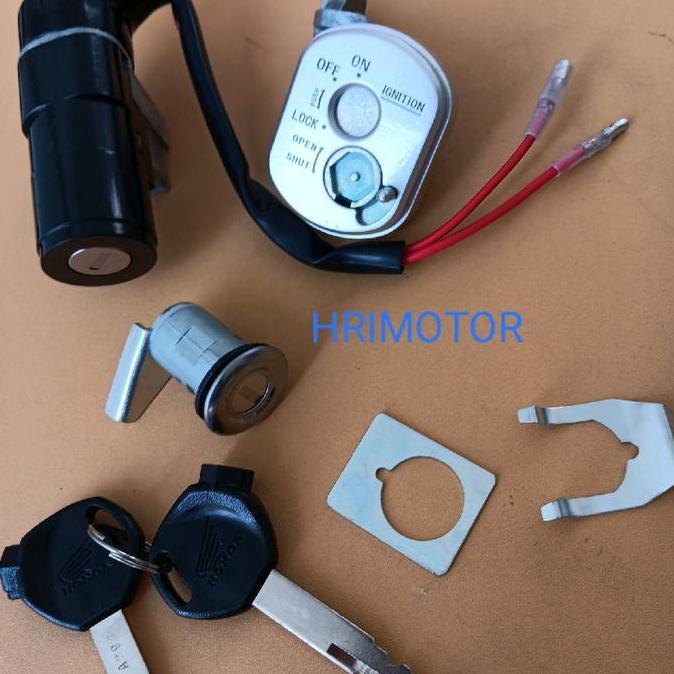 Promo Kunci Kontak Assy Keyset Key Set Supra X 125 Karbu-Supra X 125 R PGM FI-Supra X 125 D PGM FI D