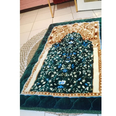 Terlaris sajadah empuk dan tebal/sajadah empuk anti selip