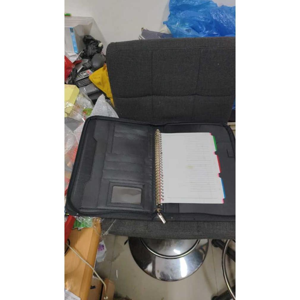 MAP SLETING SEMINAR A4 RING 26 (B5) KULIT SINTETIS 9BACA DESKRIPSI SAMA JUDUL YA) RINGNYA B5 SEKARAN