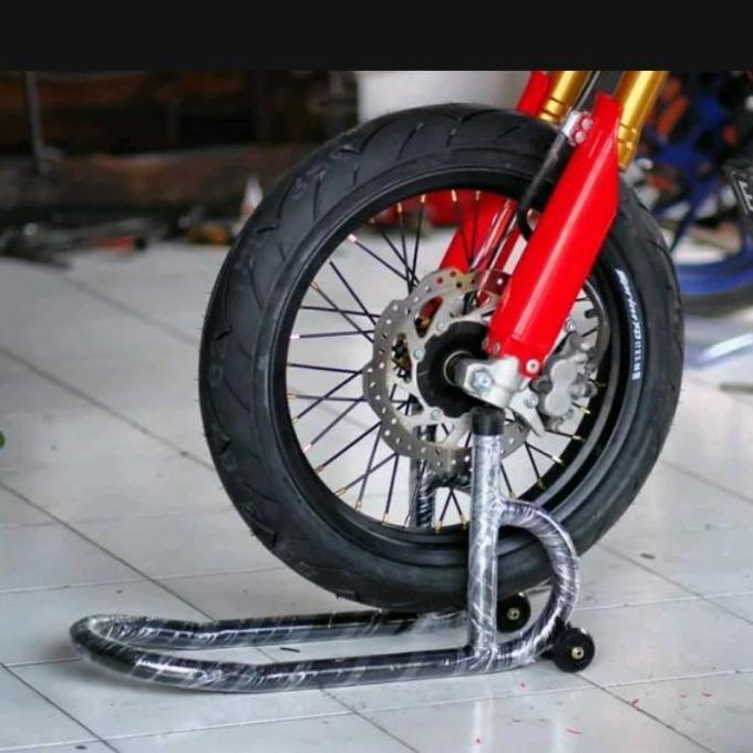 standar paddock motor depan