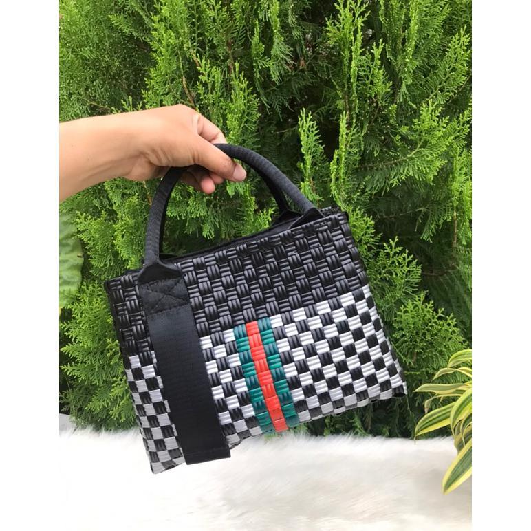 [FREE SYAL TWILLY] Tote Bag Anyaman Plastik Premium Tas Jali Premium Tote Bag Korea