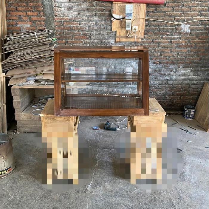 Lemari display roti dan makanan jati Tempat penyimpanan makanan dan kue kayu jati Cafe food display 