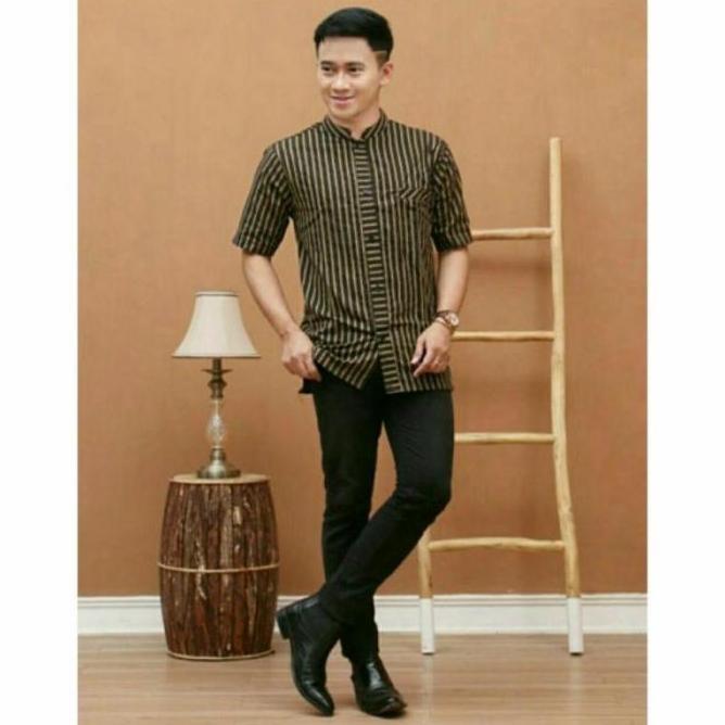[READY] Kemeja Surjan Lurik Baju Adat Jawa Pria Lengan Pendek TM
