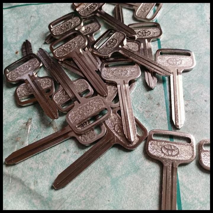 BEST DEAL ANAK KUNCI DUPLIKAT TOYOTA KIJANG KAPSUL 7K AVANZA 