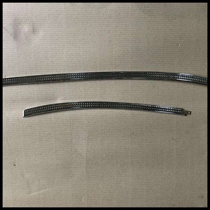 BEST DEAL LIS LIS KACA BELAKANG CROME CHROME ELEGANT MOTIF HONDA MOBILIO 