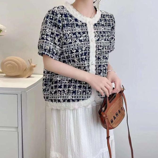 Blus Crop Katun Blus Crop Katun Biru Navy Ivory Bunga Brukat Bordir Eyelets