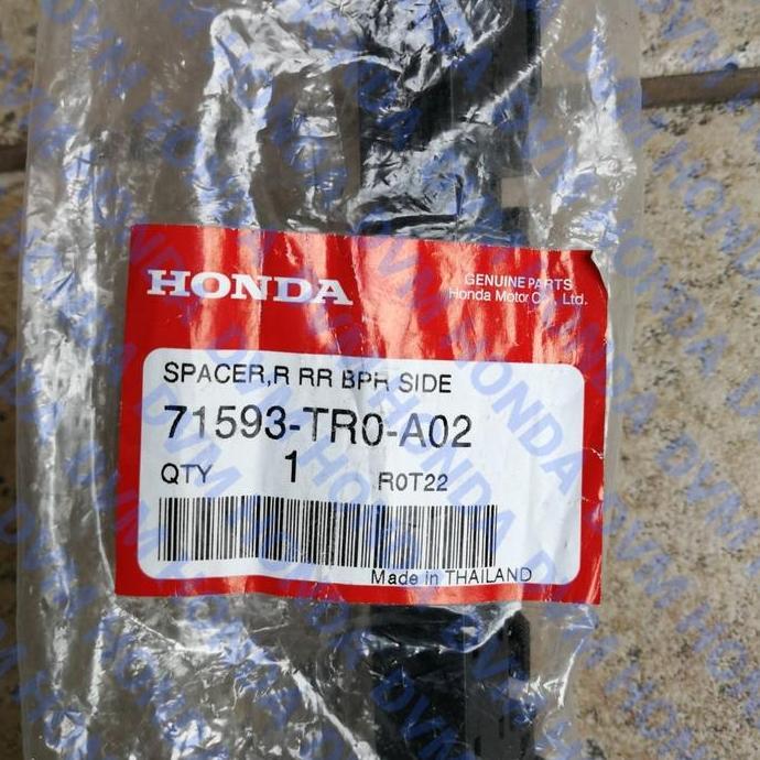 Bracket Bumper Belakang Kanan Original Civic FB