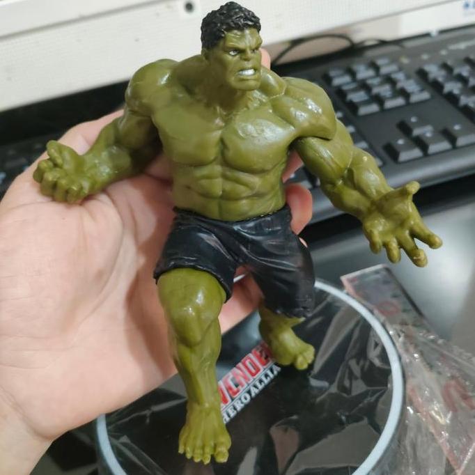 MAINAN ACTION FIGURE HULK JUMBO/CAKE TOPPER MARVEL HULK JUMBO PREMIUM