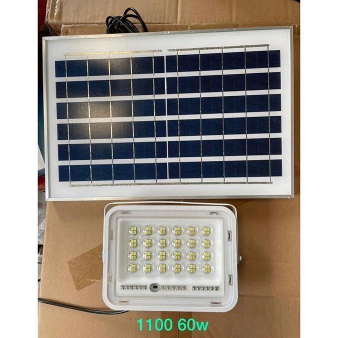 Lampu Sorot Tembak Solar Panel Tenaga Surya 60W 60 Watt