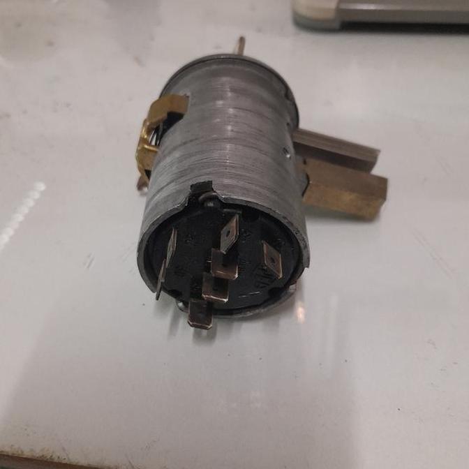 Fiat 4130282 Ignition Switch Fiat 850 Spider Fiat 1500 Cabrio Fiat Dino Spider