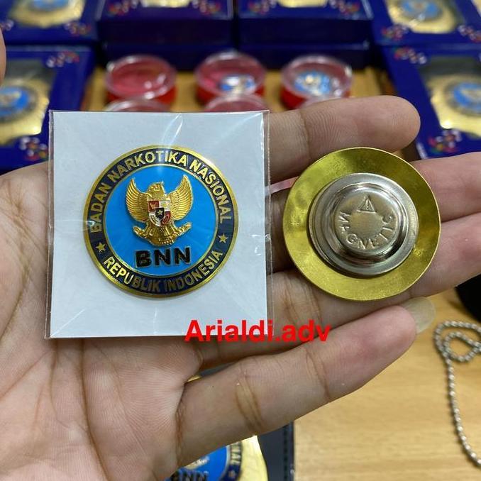 pin BNN kuningan sepuh emas magnet pin bnn kuningan magnet