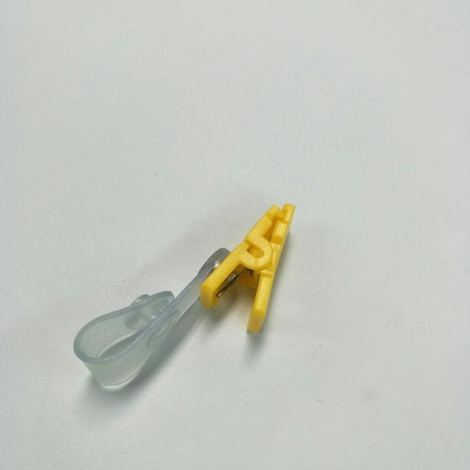 Jepitan Name Tag Jepit Buaya Plastik