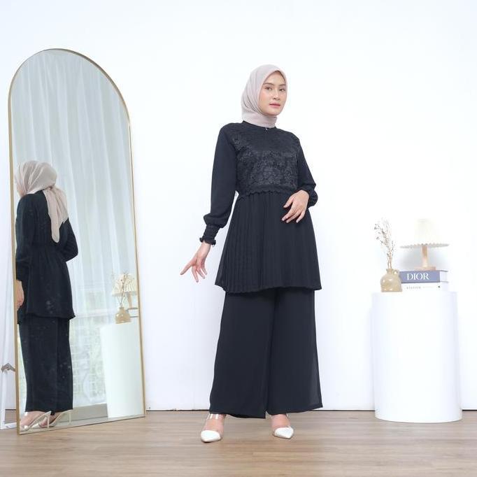 Blus KHANSA Plisket Brukat Lengan Panjang Hitam Putih Blus Chiffon Wanita Premium Blus Muslim Brukat