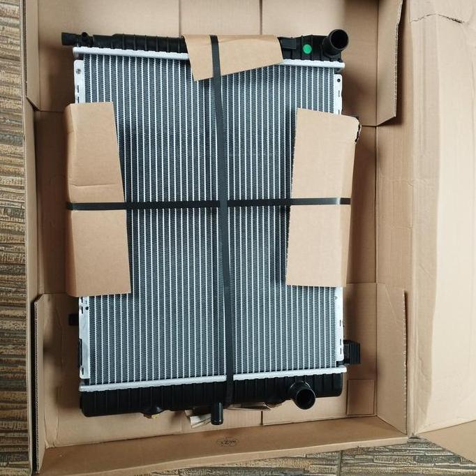 NEW radiator W202 C230 kompressor