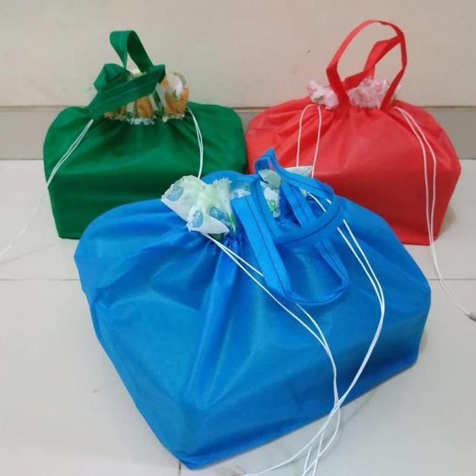 Tas Serut Hajatan Ukuran 20x20 isi 12pcs