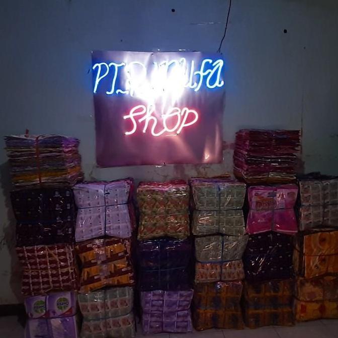 LAYANGAN PLASTIK UKURAN 58 LAYANG-LAYANG PLASTIK