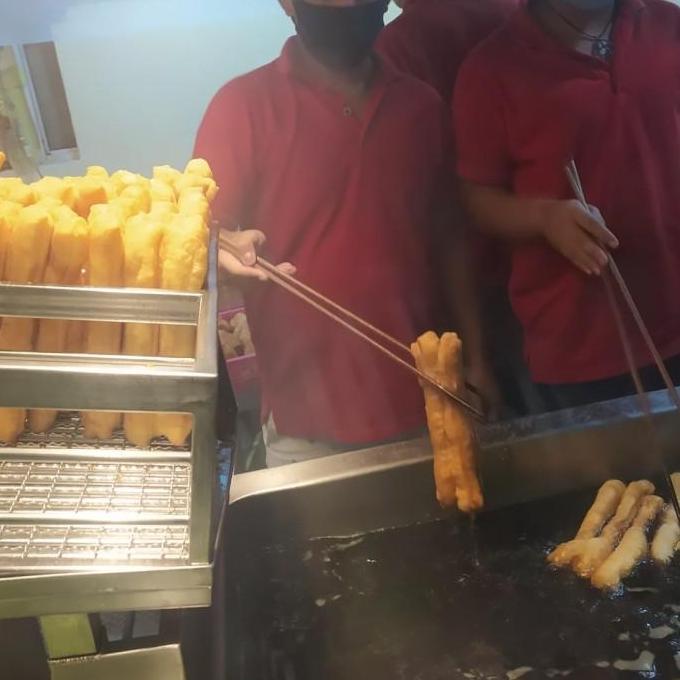 cakue asli Peneleh pasar atom