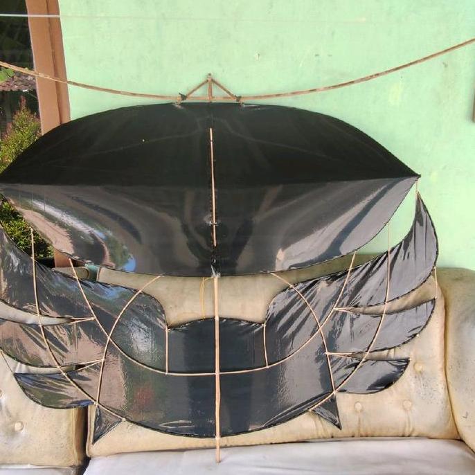 LAYANGAN RAM RAMAN 1,3 METER  siap terbang sudah set sendaren