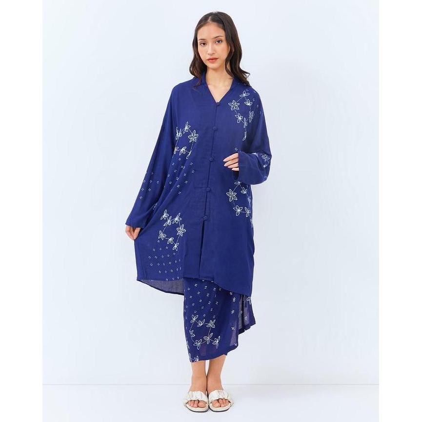 Kebaya Batik Madha Asterisma Biru Langit GS