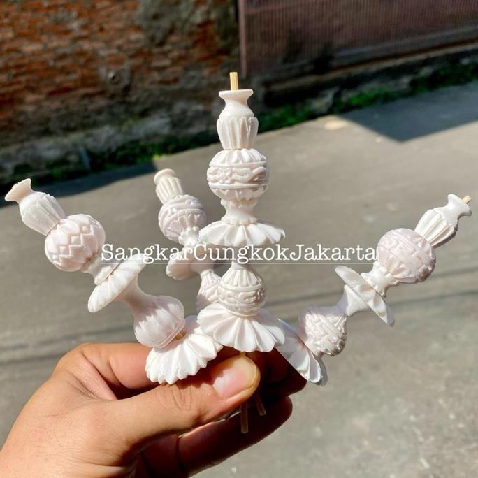 Pion Ukir Sangkar Cungkok Pleci Bahan Resin Isi Crown Ukir