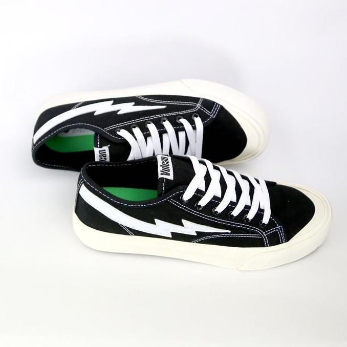 VULCAN - Nanno Basic Black Eyelet - Sepatu Original