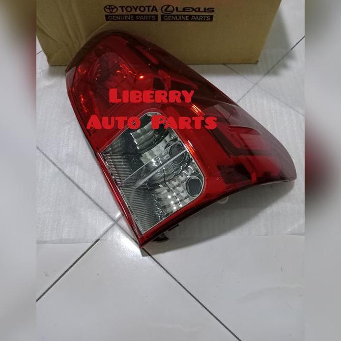 Stop Lamp / Lampu Stop Belakang Hilux Revo 2016 Original Toyota