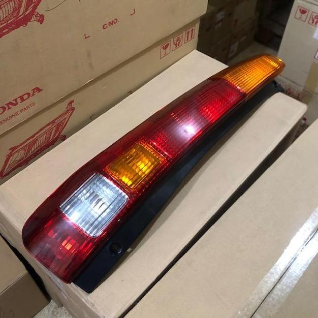 Stoplamp / Lampu Belakang CRV Gen2 2002-2004 Original
