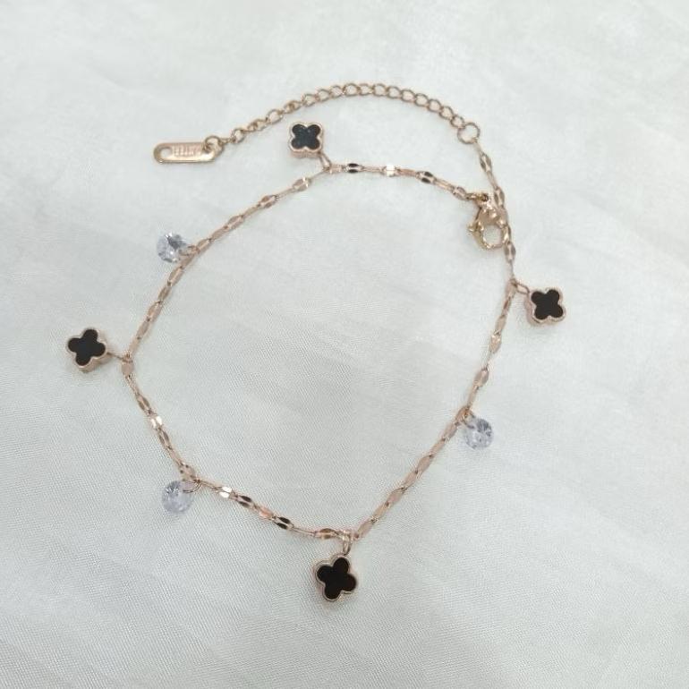 TERLARIS GELANG KAKI TITANIUM CLOVER KECIL MATA PUTIH