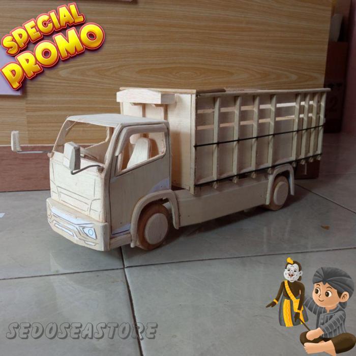 Canter | Miniatur Truk Oleng Model Canter Mentahan