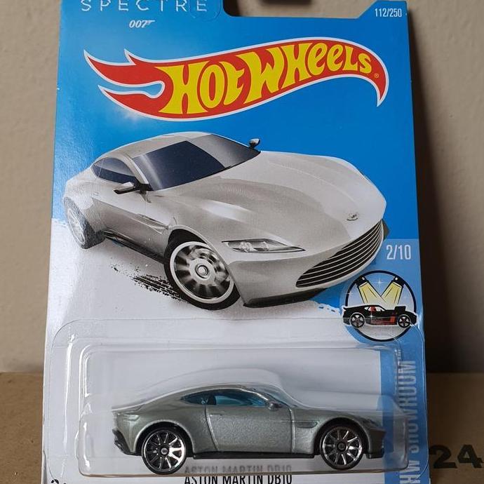 ORIGINAL HOTWHEELS ASTON MARTIN DB10 007 SPECTRE
