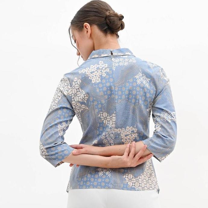 Blouse Batik Wanita / Atasan Kebaya Kutu Baru / Batik Warna Biru Pastel - 336P ICE Blue LJ