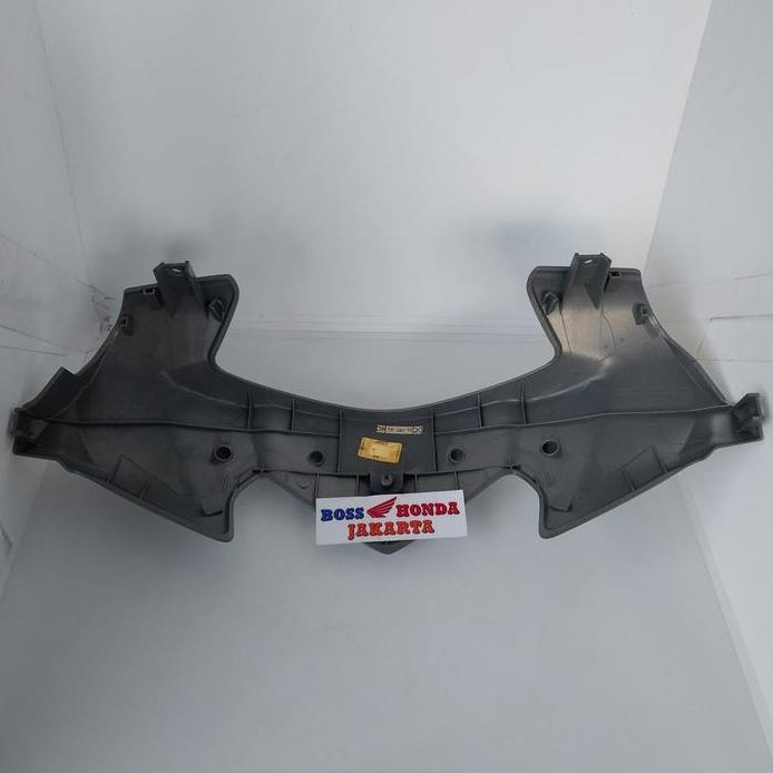 SPAREPART REVO 110 ABSOLUTE : 53203-KWW-A00DSM COVER BATOK ATAS JENGGER VISOR REVO 110 ABSOLUTE SILV