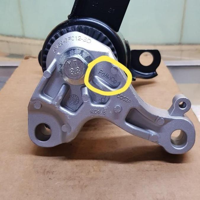 engine mounting kanan ford fiesta fomoco oem