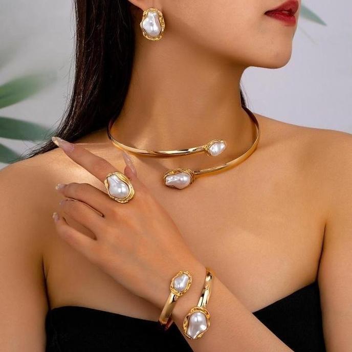 Set Perhiasan Barok Elegan Mutiara Imitasi Kalung Gelang Cincin Anting Wanita